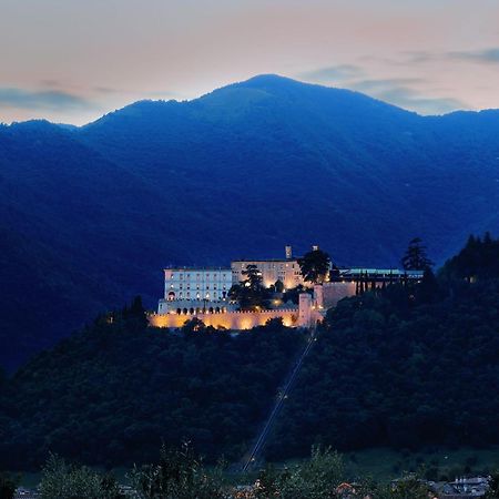 I Giardini Segreti Di Villa Marcello Marinelli Cison di Valmarino Dış mekan fotoğraf